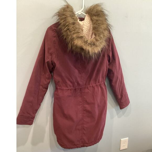 Abercrombie & Fitch Womens Parka Jacket Size Small Coat Burgundy Sherpa Preppy - Picture 4 of 13